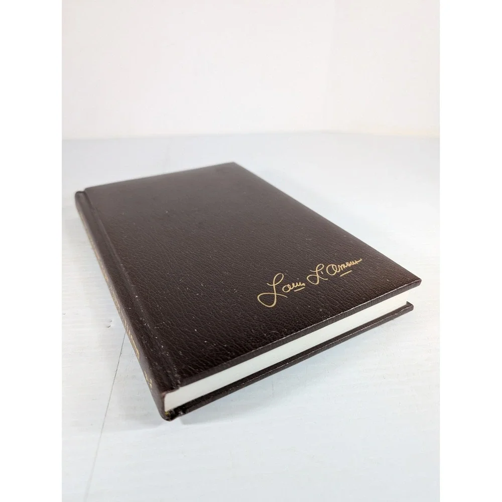 Louis L'Amour Off the Mangrove Coast HC Book Leatherette Gilt Western Collection